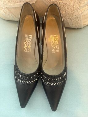 Salvatore Ferragamo Black and White Woven Pointed Toe Pumps heels vintage